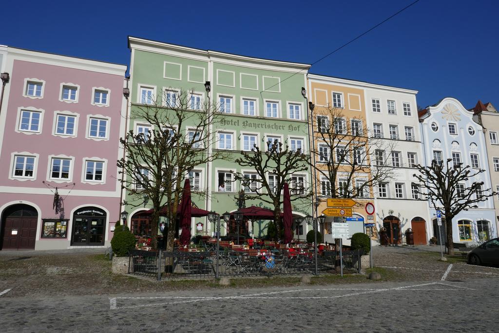 Bayerischer Hof Otel Burghausen Dış mekan fotoğraf